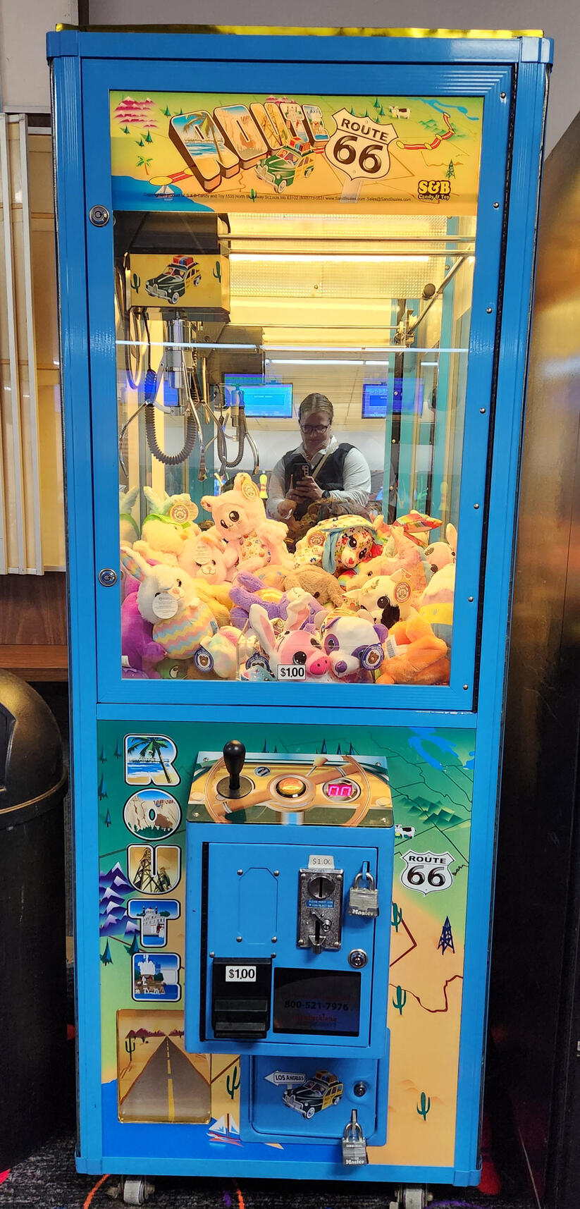 Route 66 Claw Machine